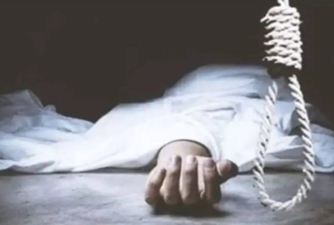 
					Siswi SMP Berprestasi di Ende Ditemukan Tewas Gantung Diri di Kamar
