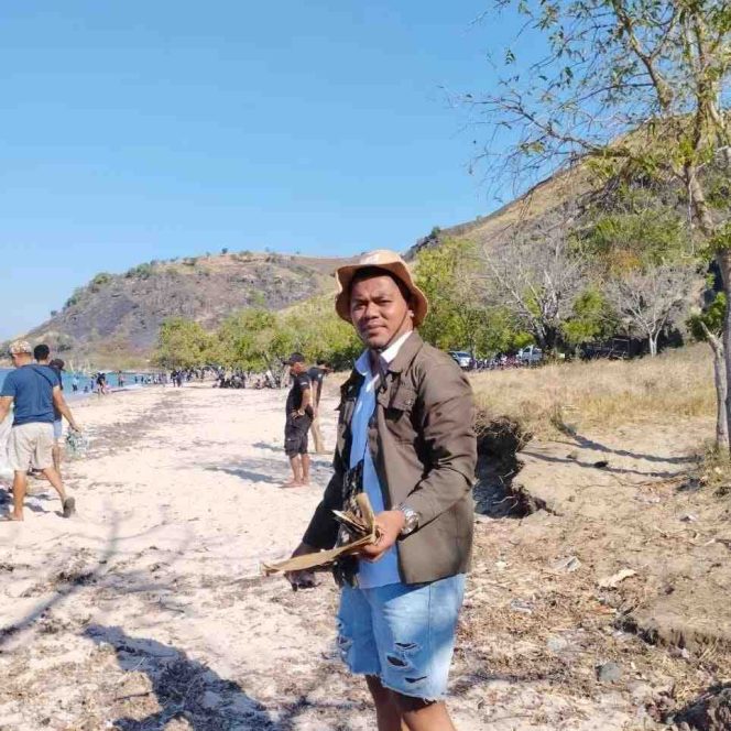 
					PERCAYA DIRI TANPA KAPASITAS: WAJAH BARU KRISIS PUBLIK