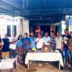 Potret Ketua DPW Nasdem NTT Lakukan Kunjungan Keluarga Di Kecamatan Bola
