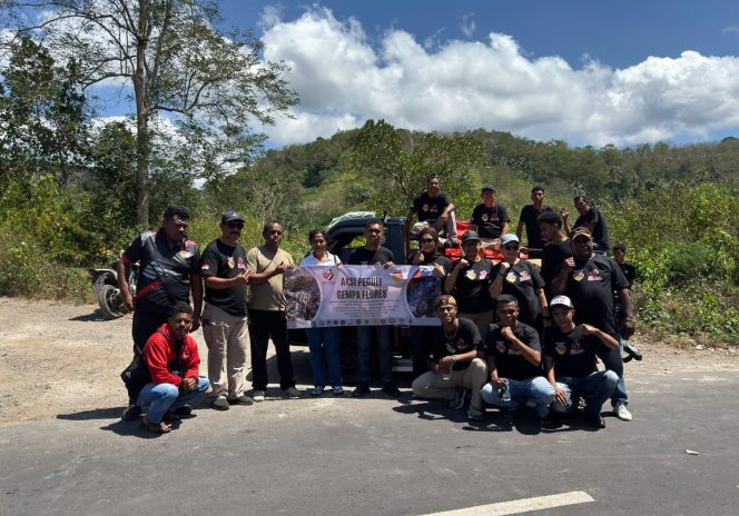 
					Relawan Diaspora NTT Tembus Daerah Terisolir, 170 Paket Bantuan Gempa Disalurkan di Sikka