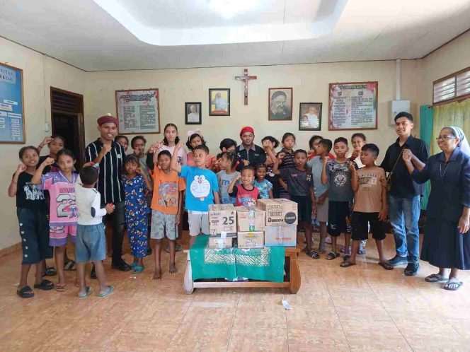 
					PMKRI Maumere Salurkan Bantuan Alat Tulis dan Pakaian Anak Bagi Murid SLB Bhakti Luhur dan Asrama Asuhan Bakhti Luhur Maumere
